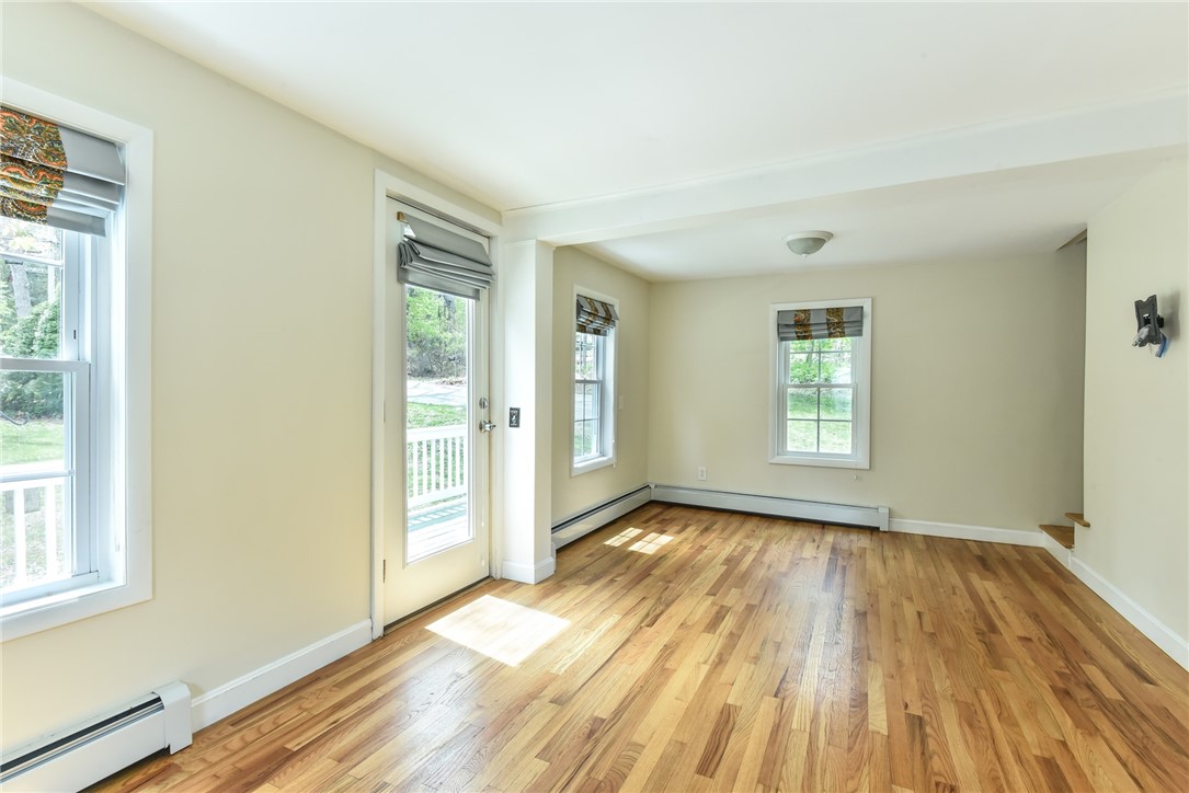 131 Cowesett Road Warwick, RI 02886 - Photo 8 of 32 Front Living room
