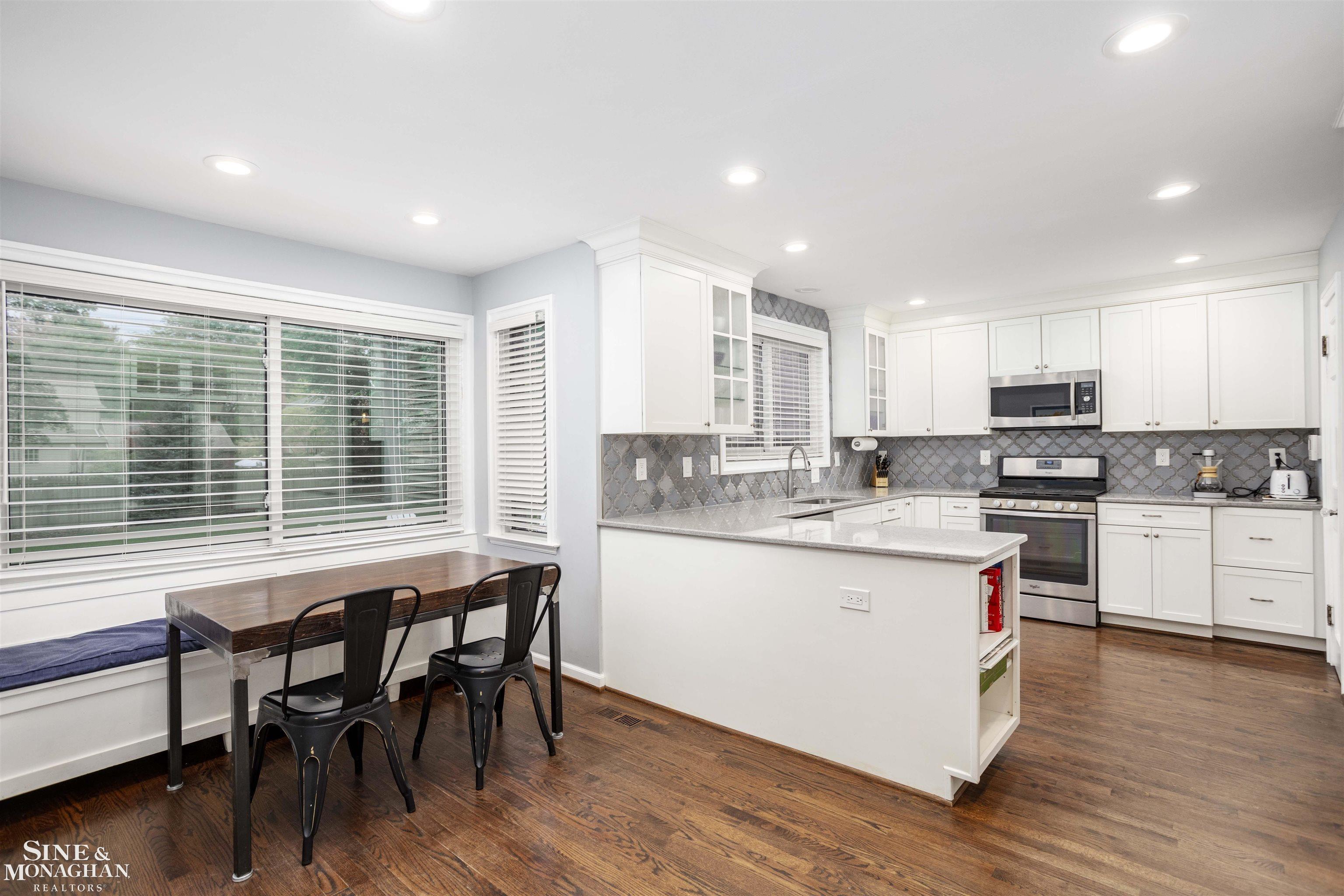 953 Trombley Road Grosse Pointe Park, MI 48230 - Photo 11 of 52