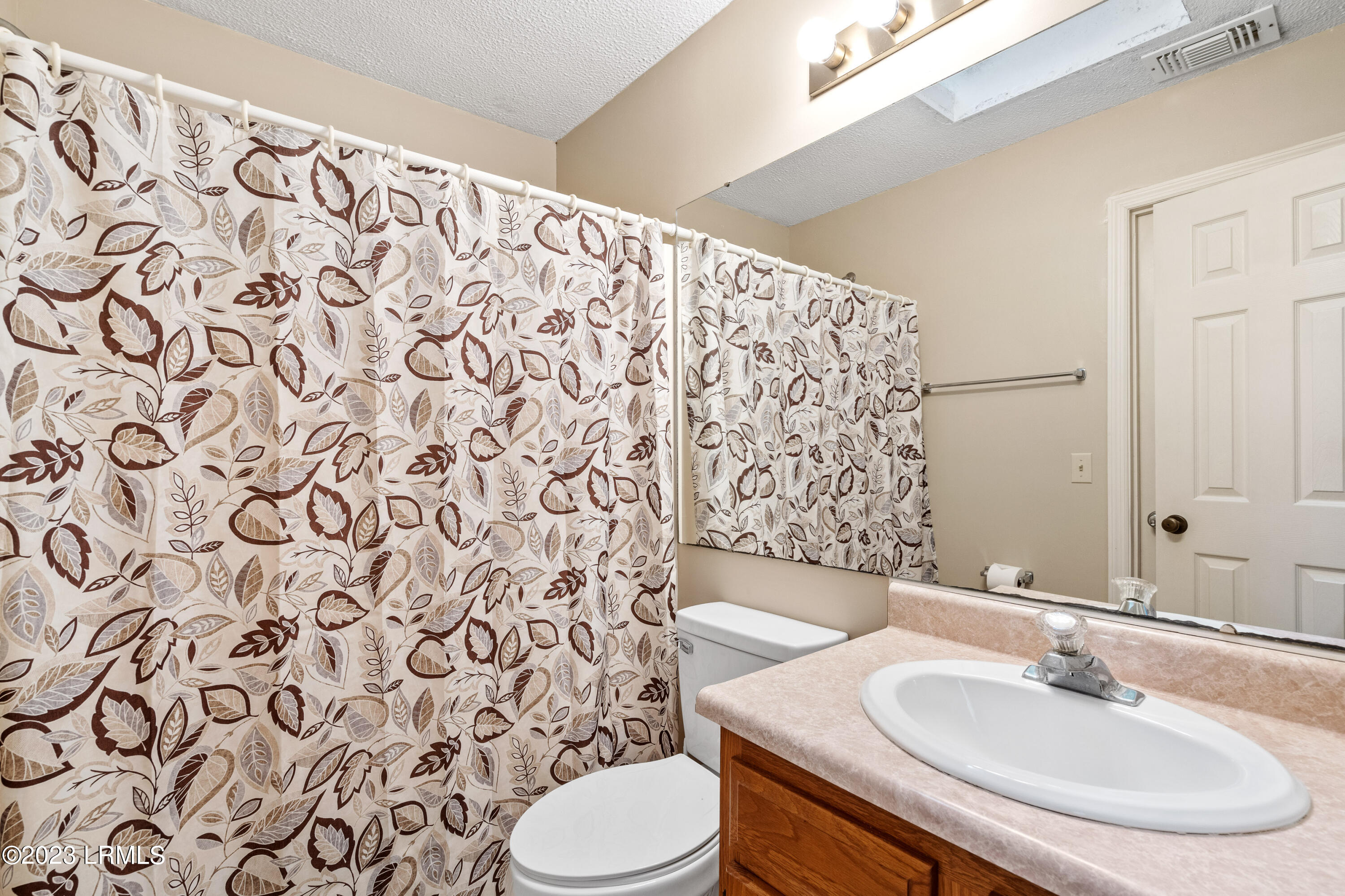 120 State Rd S-7-578 Beaufort, SC 29907 - Photo 20 of 23 120 Francis Marion-17