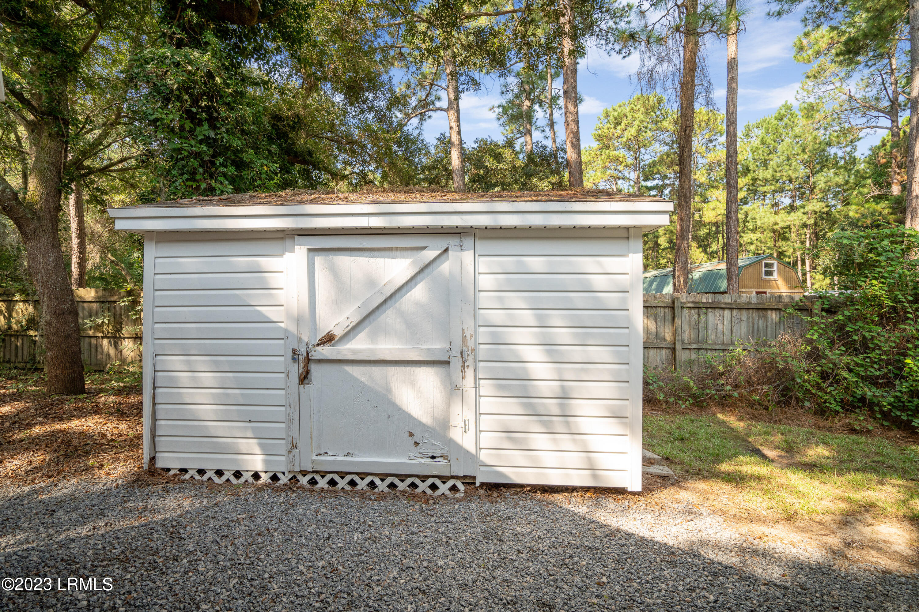 120 State Rd S-7-578 Beaufort, SC 29907 - Photo 21 of 23 120 Francis Marion-11