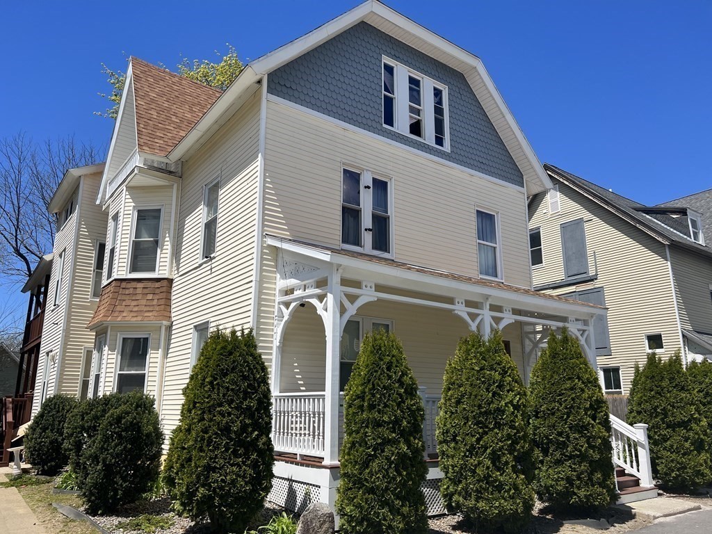 15 Russell Street Worcester, MA 01609 - Photo 2 of 42