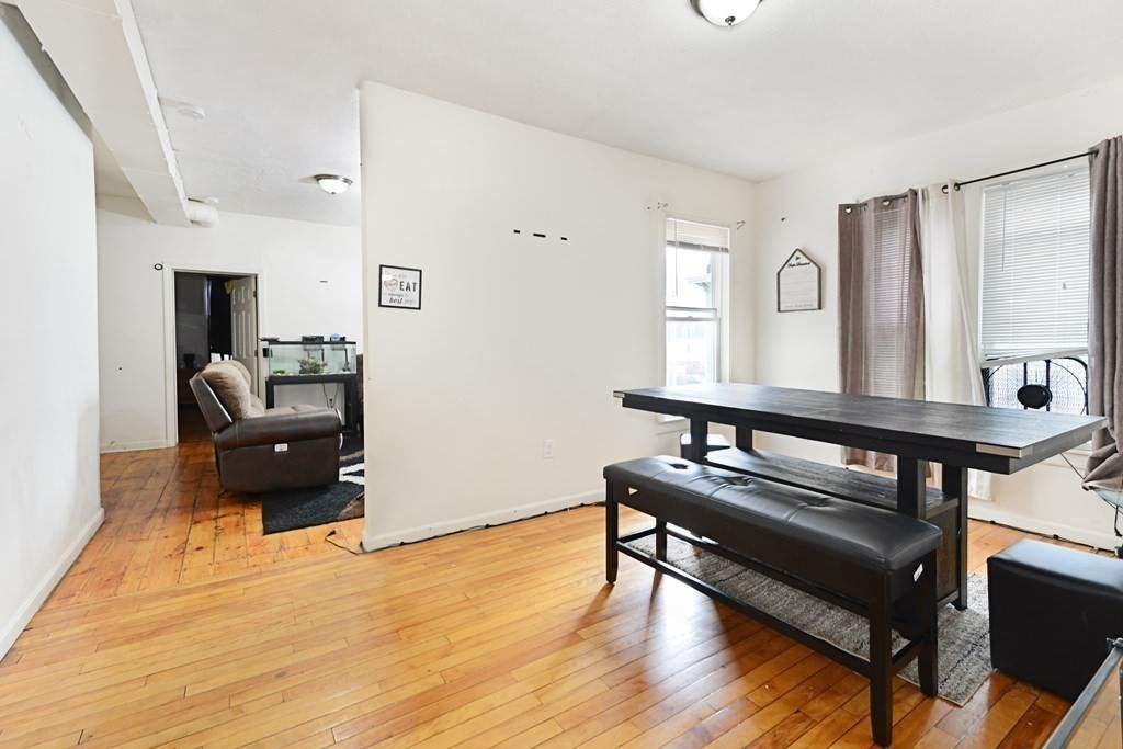 15 Russell Street Worcester, MA 01609 - Photo 29 of 42