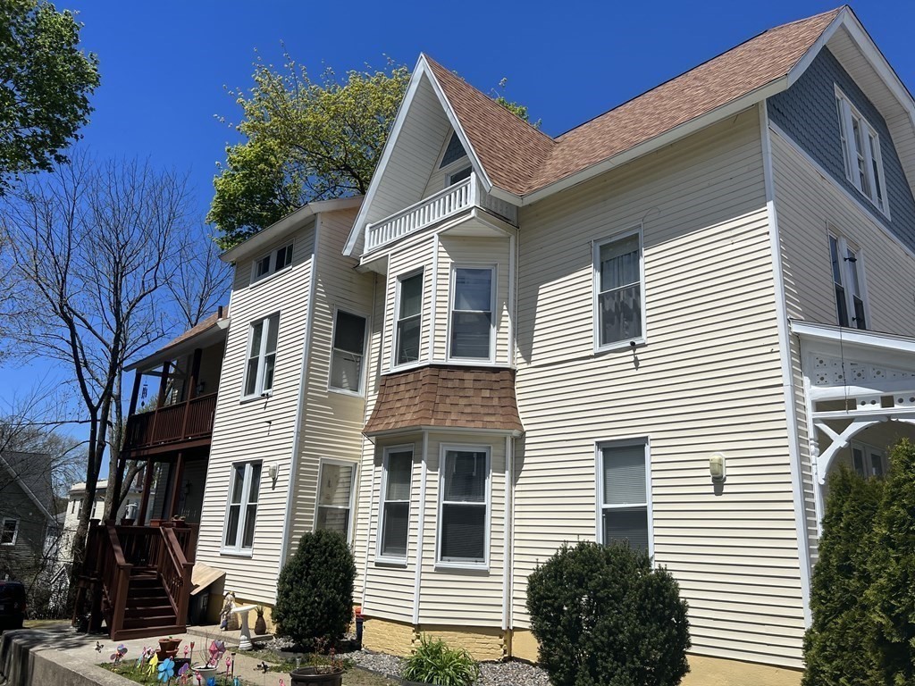 15 Russell Street Worcester, MA 01609 - Photo 3 of 42