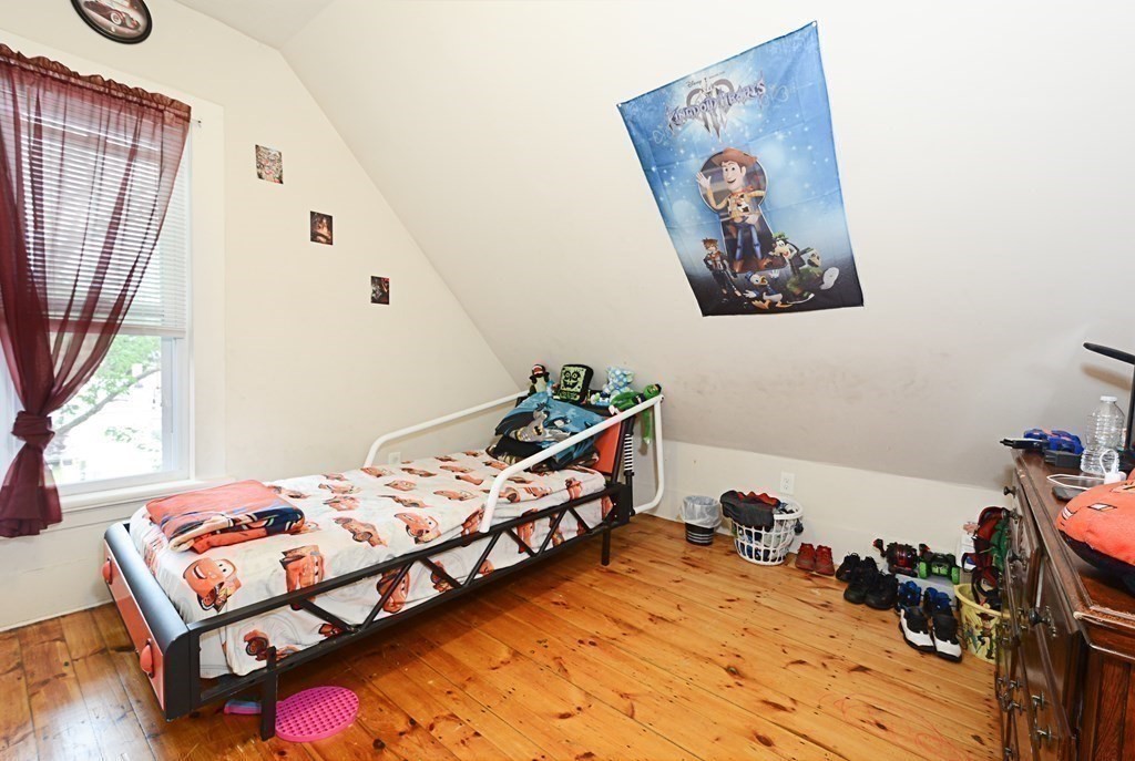 15 Russell Street Worcester, MA 01609 - Photo 39 of 42