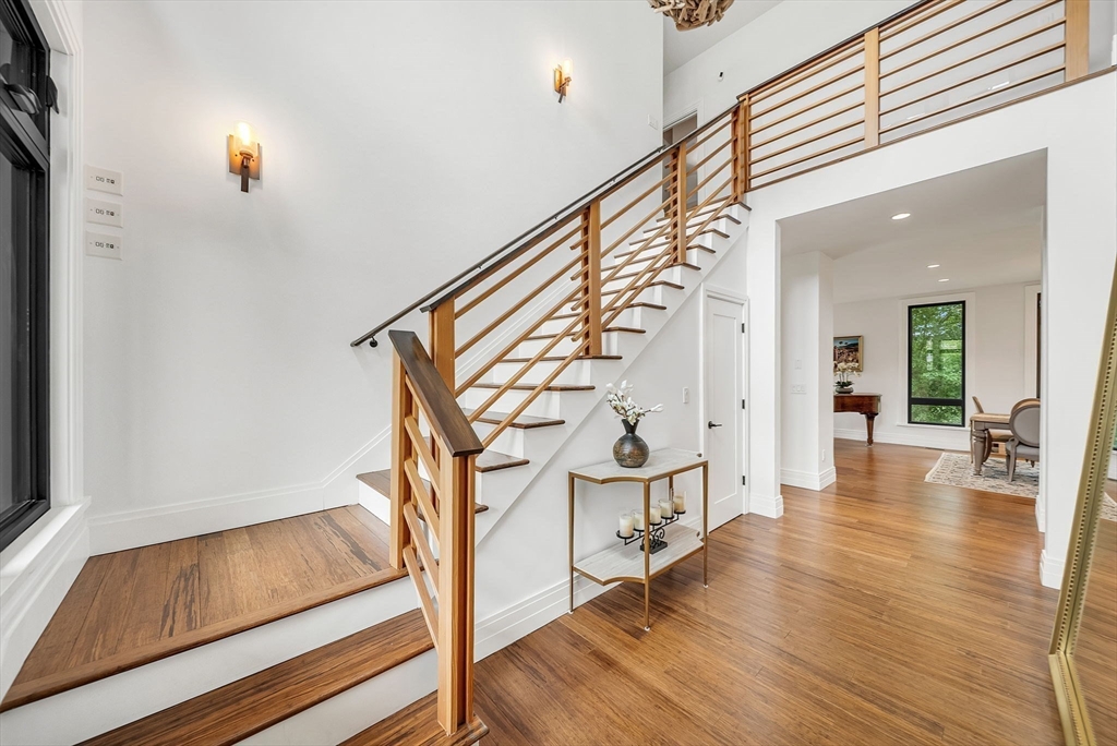99 Littlefield Road Newton, MA 02459 - Photo 5 of 42