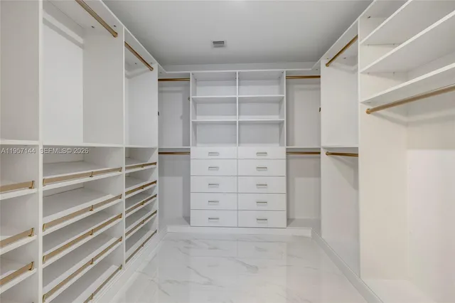 $18,200 | 700 Northeast 24th Street, Unit 5601, Miami, FL 33137