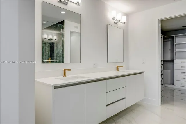 $18,200 | 700 Northeast 24th Street, Unit 5601, Miami, FL 33137