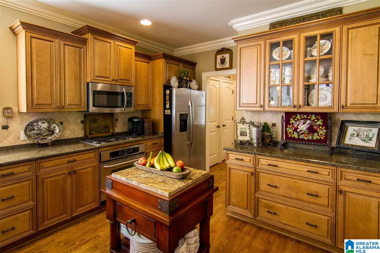 1040 Parkwood Road Birmingham, AL 35242 - Photo 7 of 49