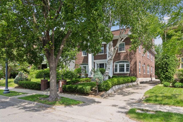 $1,150,000 | 1785 Dupont Avenue South, Minneapolis, MN 55403