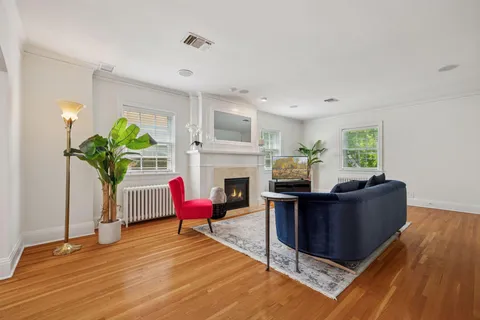 $1,150,000 | 1785 Dupont Avenue South, Minneapolis, MN 55403