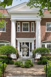 $1,150,000 | 1785 Dupont Avenue South, Minneapolis, MN 55403