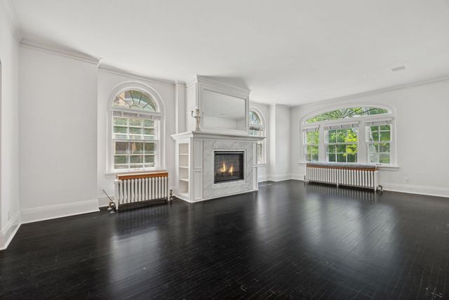 $1,150,000 | 1785 Dupont Avenue South, Minneapolis, MN 55403