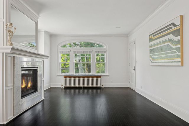 $1,150,000 | 1785 Dupont Avenue South, Minneapolis, MN 55403