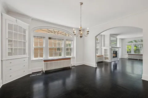 $1,150,000 | 1785 Dupont Avenue South, Minneapolis, MN 55403