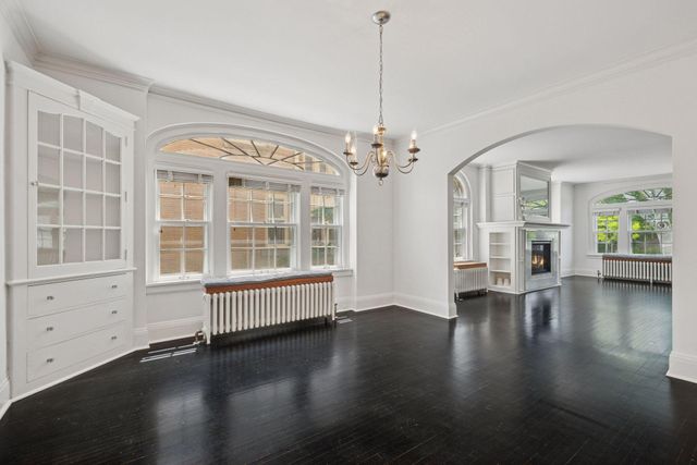 $1,150,000 | 1785 Dupont Avenue South, Minneapolis, MN 55403