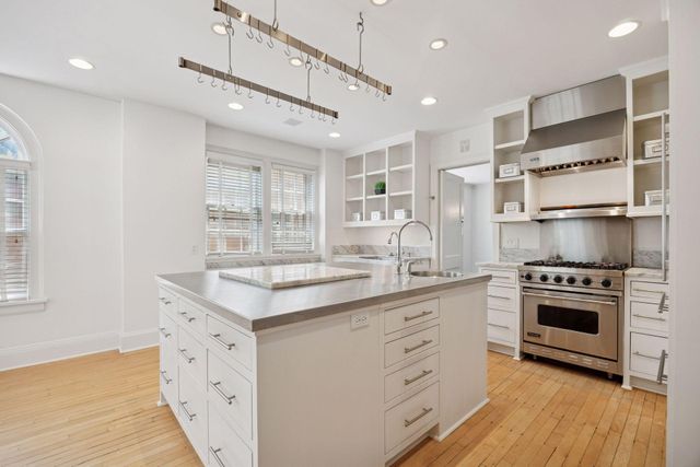 $1,150,000 | 1785 Dupont Avenue South, Minneapolis, MN 55403