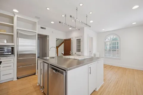 $1,150,000 | 1785 Dupont Avenue South, Minneapolis, MN 55403