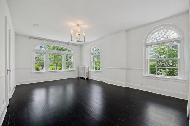 $1,150,000 | 1785 Dupont Avenue South, Minneapolis, MN 55403