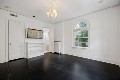 $1,150,000 | 1785 Dupont Avenue South, Minneapolis, MN 55403