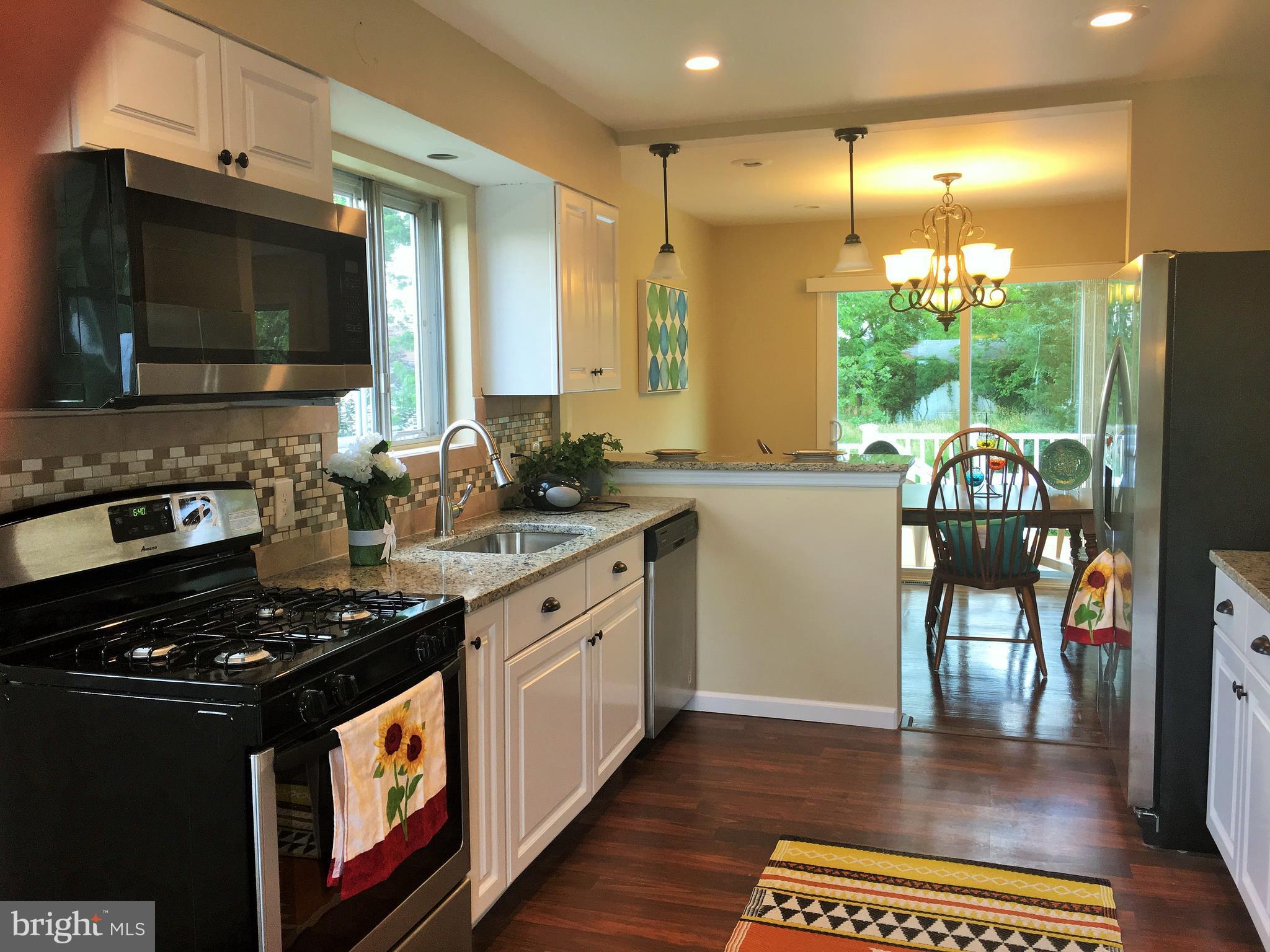 7402 Allmont Road Baltimore, MD 21244 - Photo 13 of 30 Kitchen