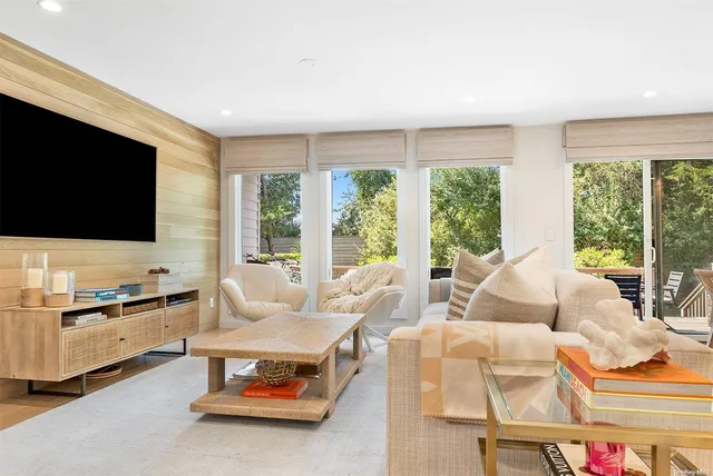 $40,000 | 68 West Water Street, Sag Harbor, NY 11963