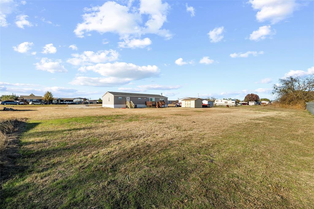 237 Quarterhorse Road Waxahachie, TX 75165 - Photo 31 of 38 a view of an ocean and beach