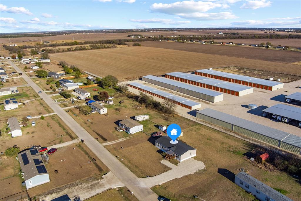 237 Quarterhorse Road Waxahachie, TX 75165 - Photo 36 of 38 an aerial view of a city