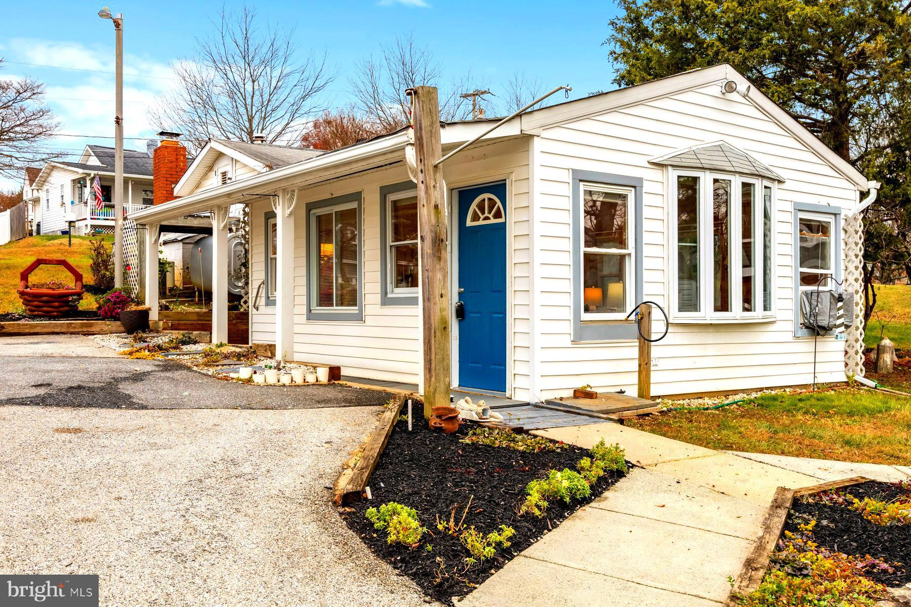 10681 Old Bond Mill Road Laurel, MD 20723 - Photo 4 of 31 Porch and back of house