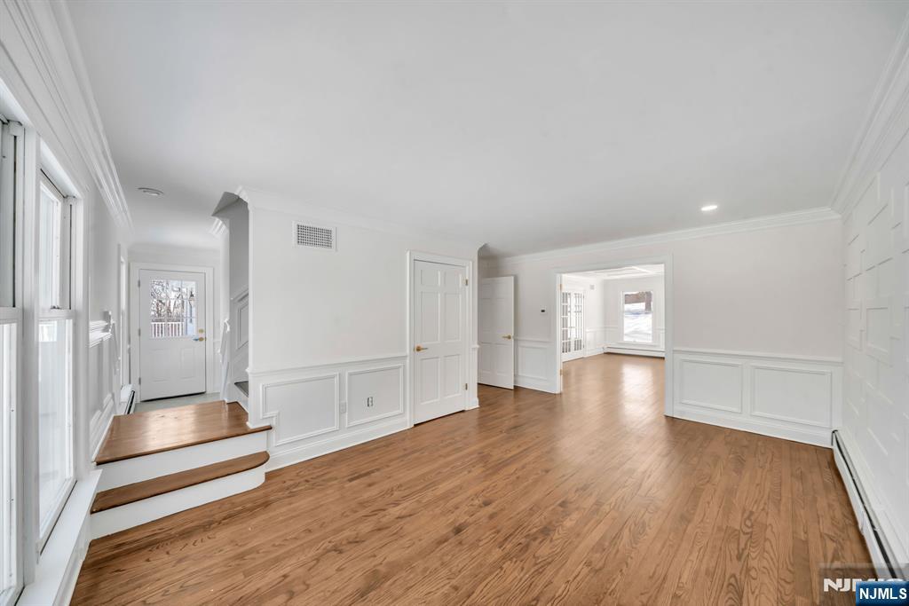 853 Shadow Ridge Road Franklin Lakes, NJ 07417 - Photo 4 of 50