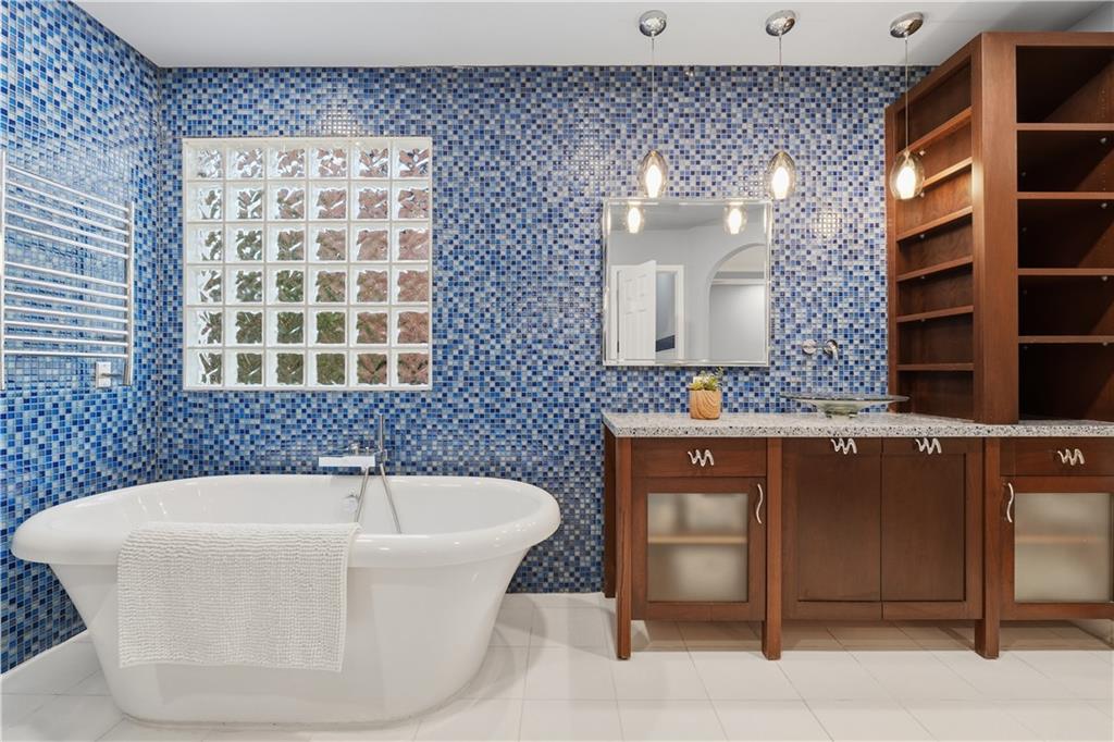 6455 Rutherford Place Suwanee, GA 30024 - Photo 26 of 72