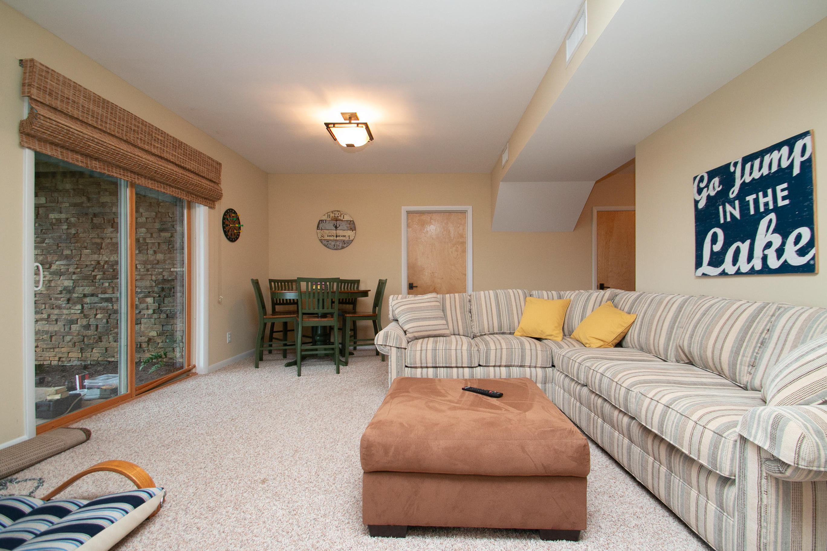 41 Fantasy Point Circle Union Hall, VA 24176 - Photo 58 of 67 a living room with furniture and a potted plant