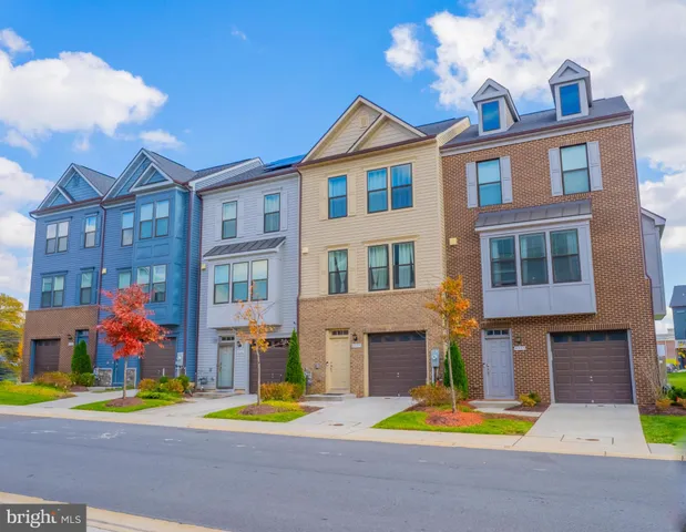 $3,400 | 4939 Vista Glen Lane, Lanham, MD 20706