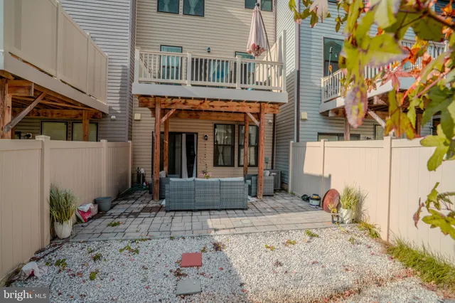 $3,400 | 4939 Vista Glen Lane, Lanham, MD 20706