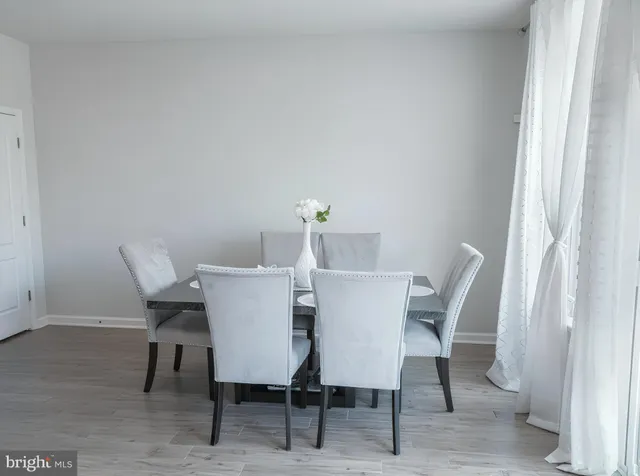 $3,400 | 4939 Vista Glen Lane, Lanham, MD 20706