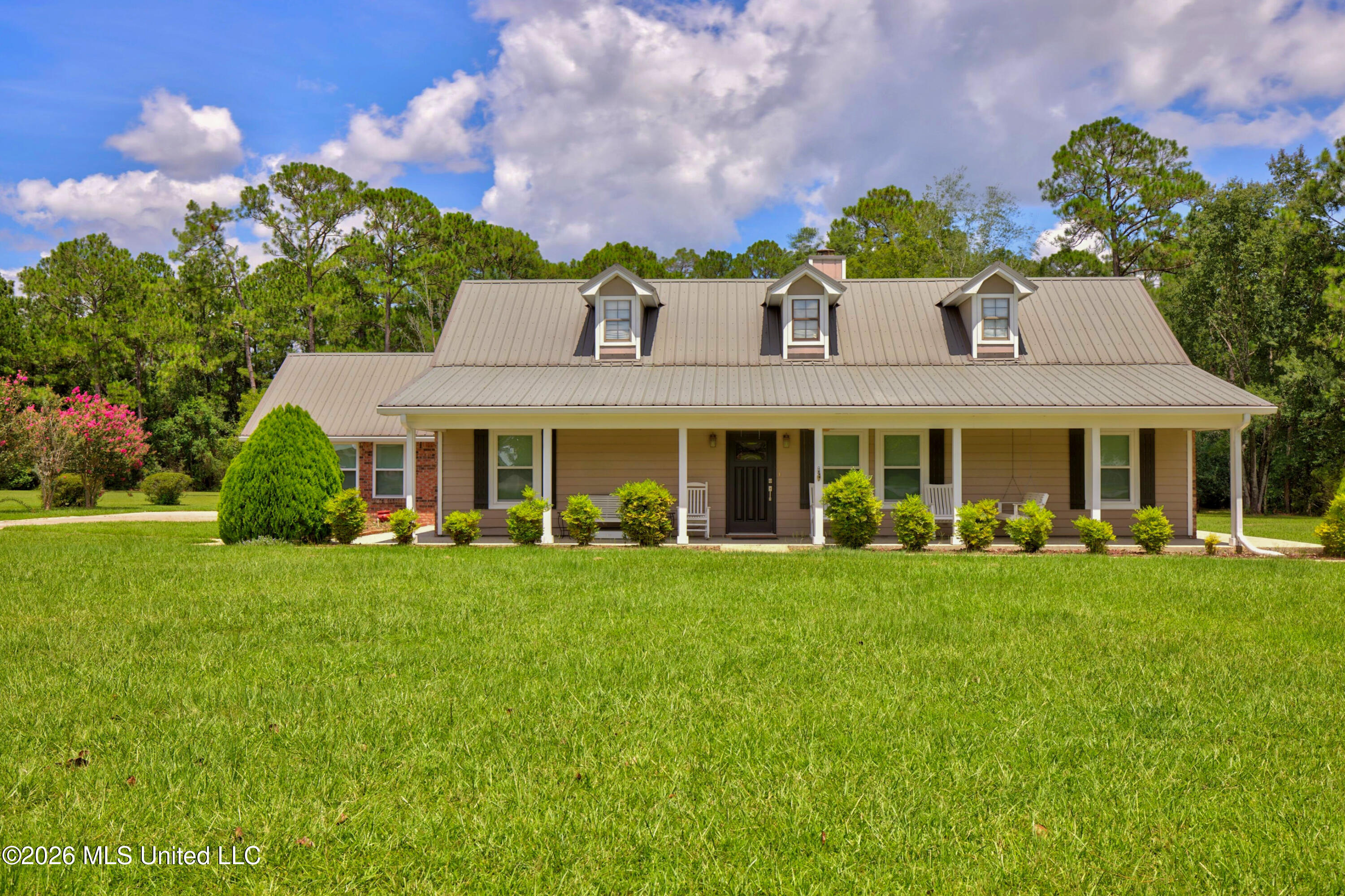 13000 Quail Ridge Road Gulfport, MS 39503 - Photo 19 of 56 Front