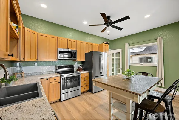 $579,900 | 211 Calistoga Street East, Orting, WA 98360