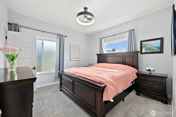 $579,900 | 211 Calistoga Street East, Orting, WA 98360