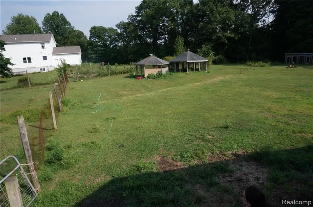 21020 Clark Road Belleville, MI 48111 - Photo 39 of 44