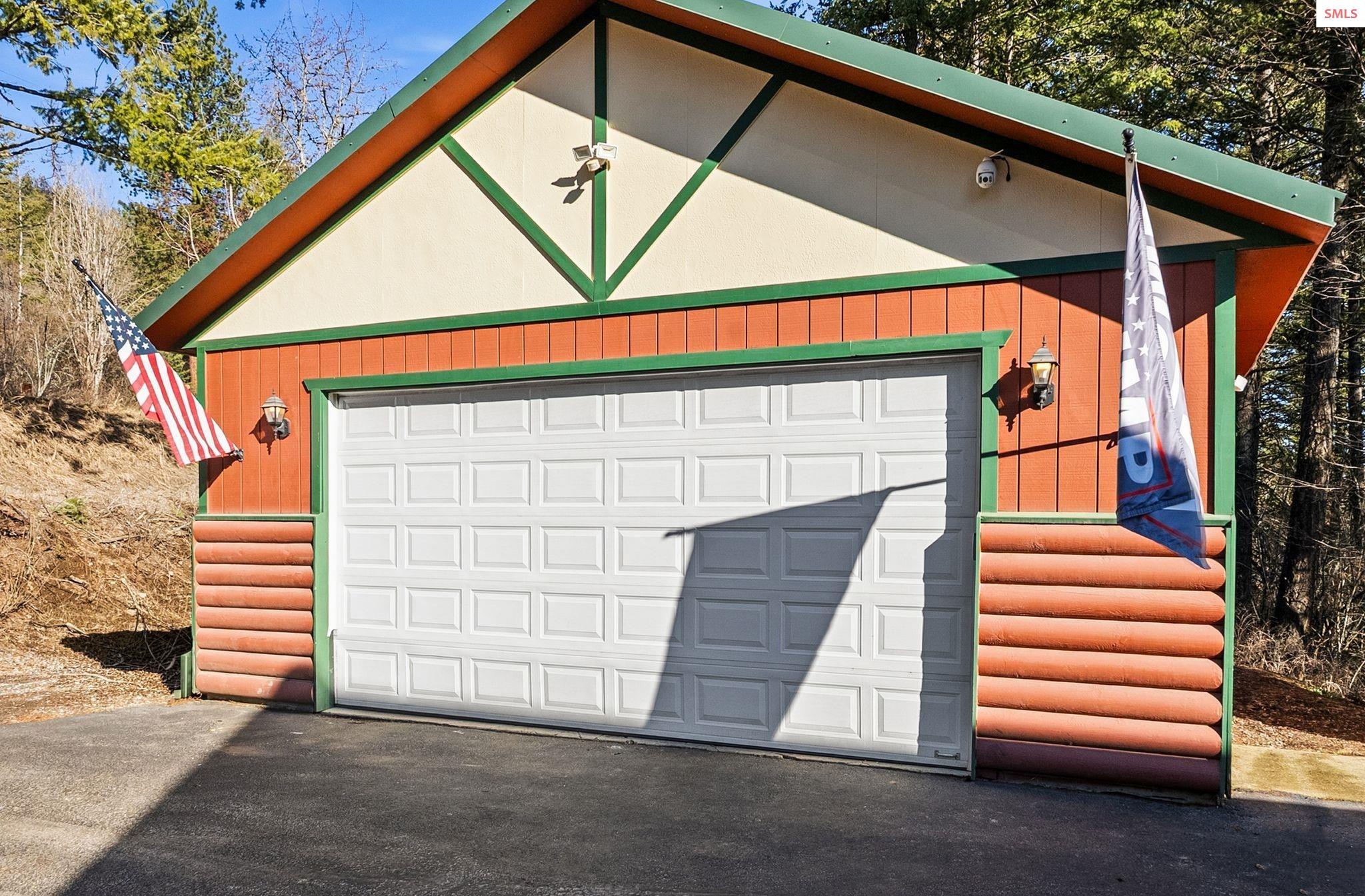 5840 Sagle Road Sagle, ID 83860 - Photo 33 of 36 Gallery Image 33
