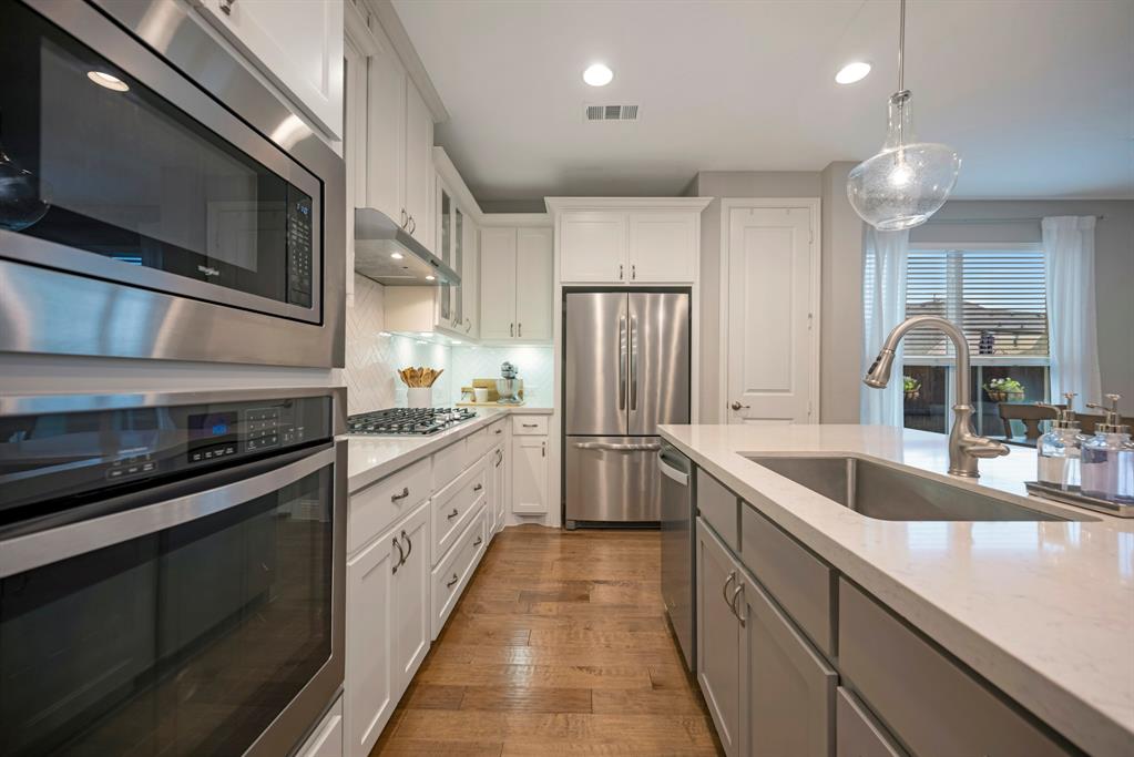 608 Bridgewater Road Fort Worth, TX 76131 - Photo 9 of 28 Gallery Image 9