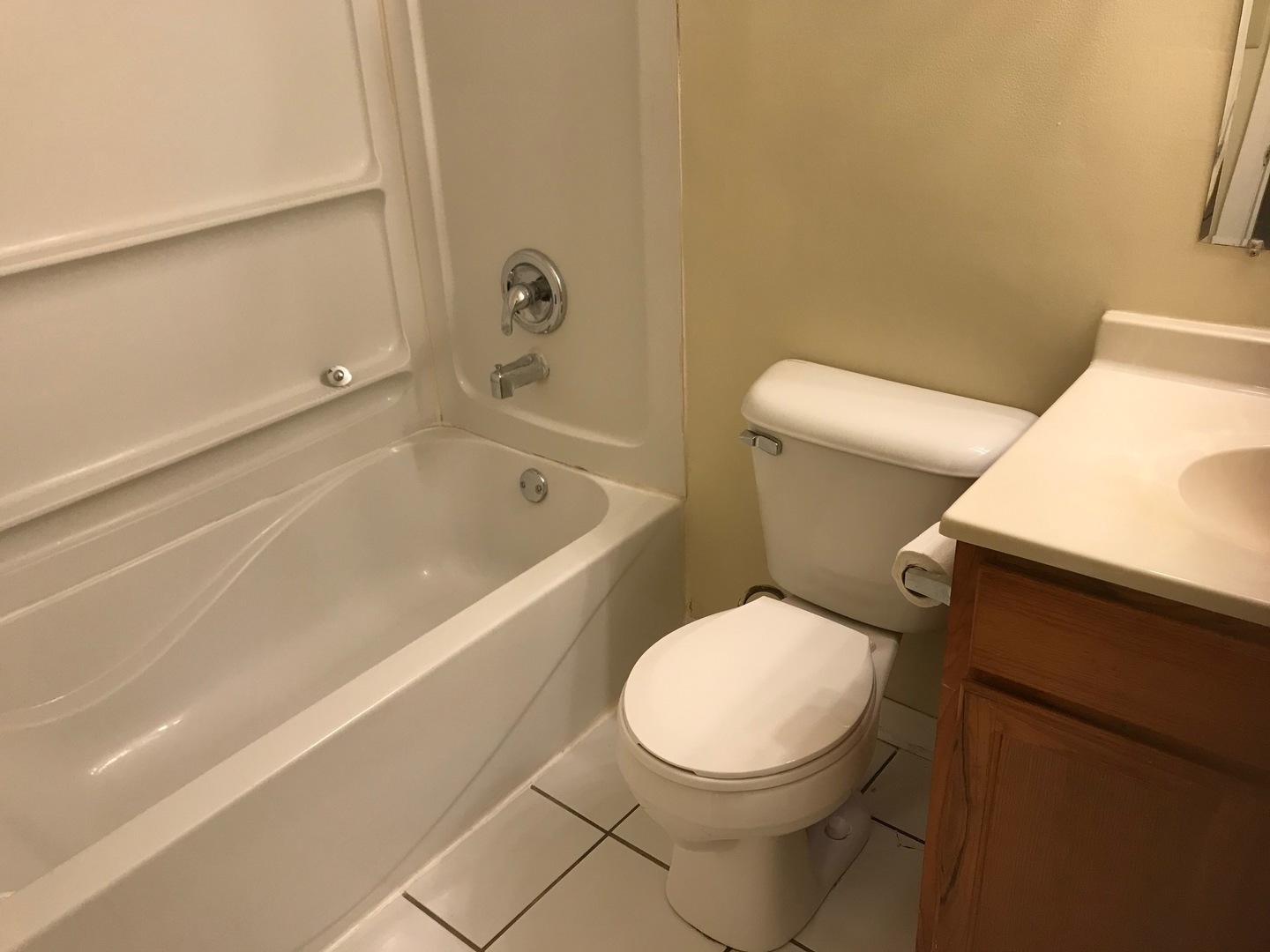1900 Light Road, Unit 104 Oswego, IL 60543 - Photo 8 of 10