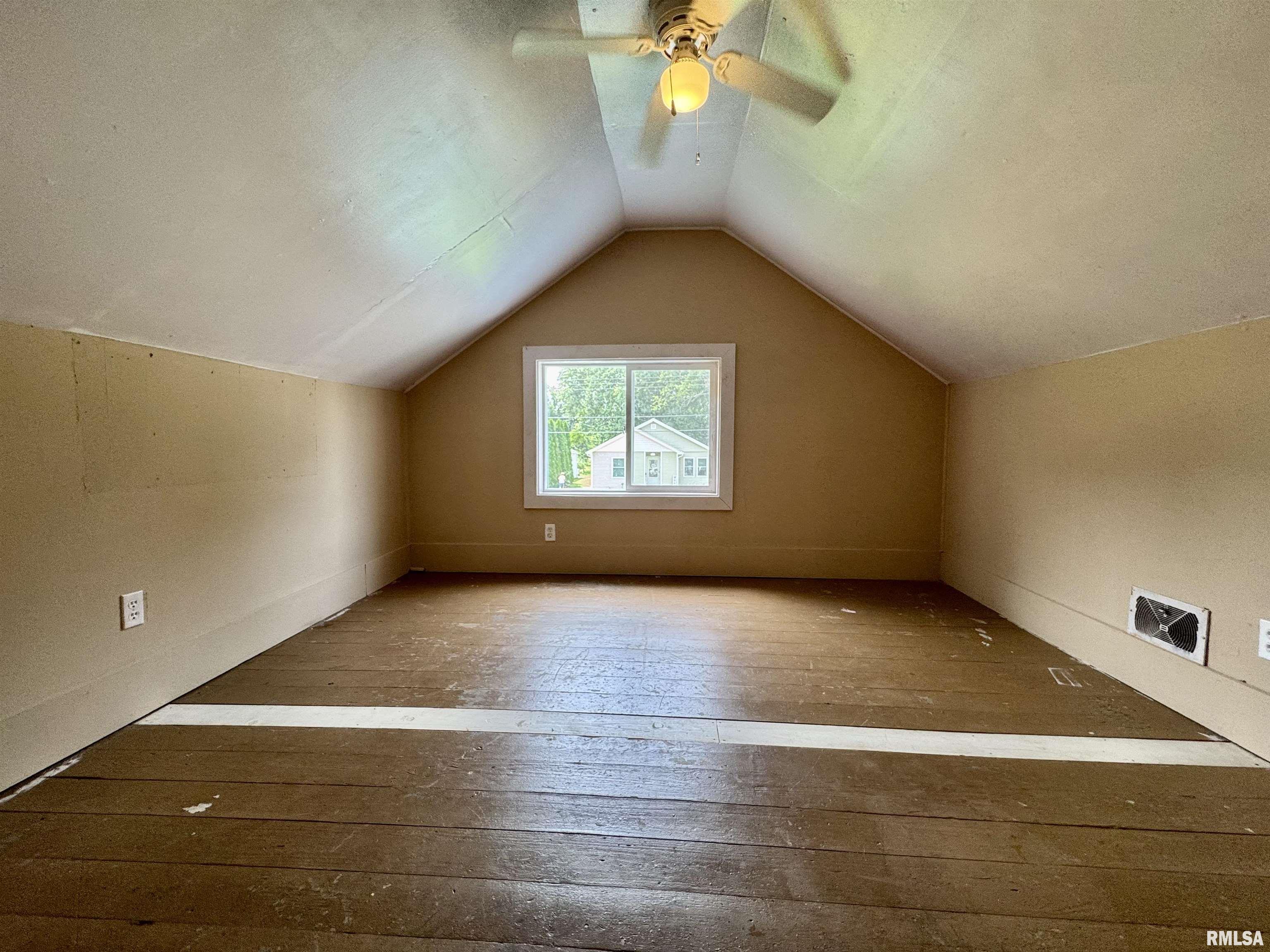 410 East Summit Street Macomb, IL 61455 - Photo 18 of 26