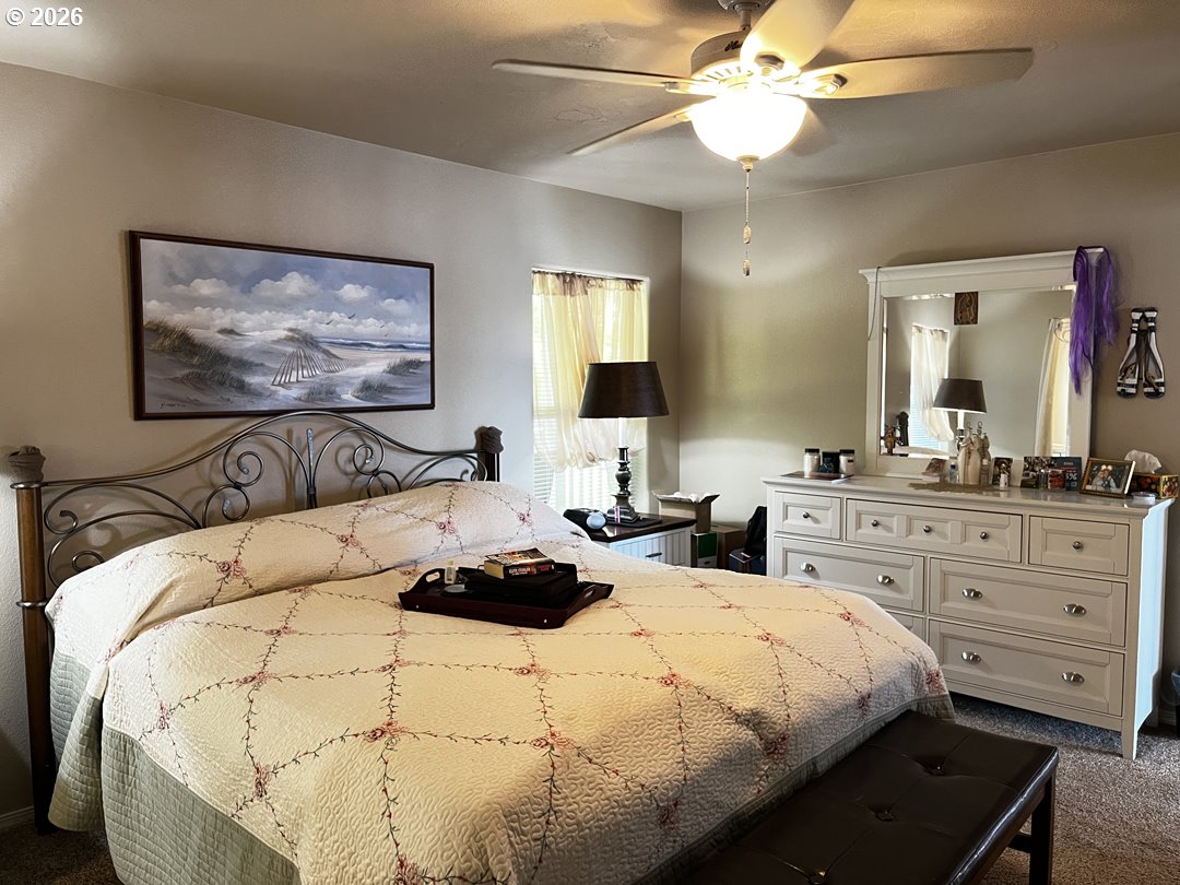 83235 Clear Lake Road Florence, OR 97439 - Photo 11 of 41