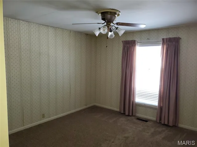 $199,000 | 100 North Clayton Street, Charleston, MO 63834