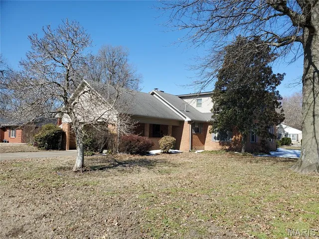 $199,000 | 100 North Clayton Street, Charleston, MO 63834