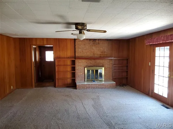 $199,000 | 100 North Clayton Street, Charleston, MO 63834