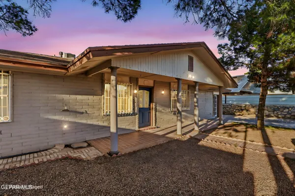 $250,000 | 10155 Aldrin Circle, Socorro, TX 79927