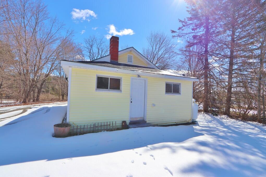 418 Main Road South Hampden, ME 04444 - Photo 5 of 23