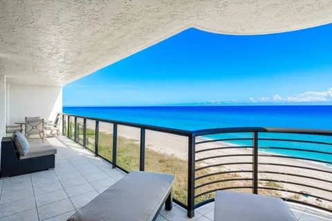 $2,650,000 | 2727 South Ocean Boulevard, Unit 701, Highland Beach, FL 33487