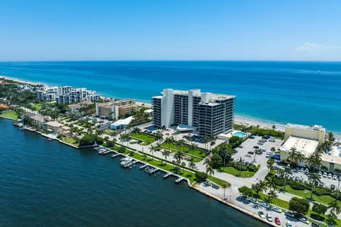 $2,650,000 | 2727 South Ocean Boulevard, Unit 701, Highland Beach, FL 33487